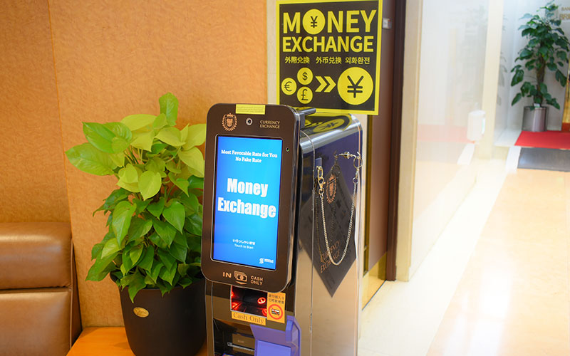 外貨両替機